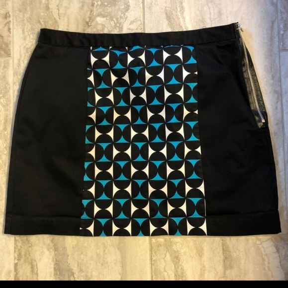 Worthington Geometrical Skirt Size 14 - Picture 3 of 4